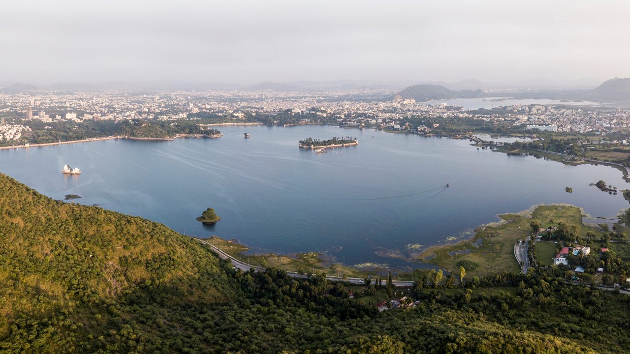 Fateh Sagar Lake Serenity
